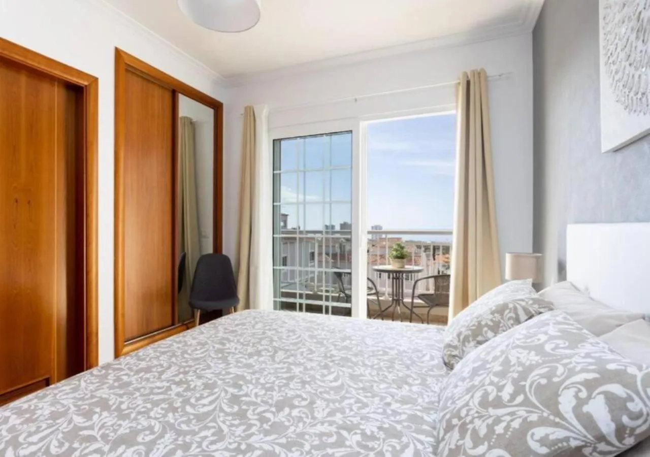 Townhouse With Pool And Sea View In 卡亚俄萨尔瓦赫