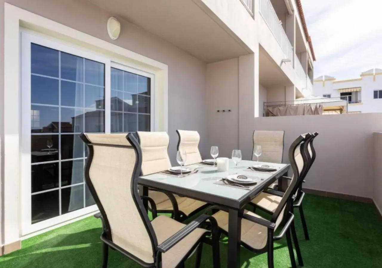度假居 Townhouse With Pool And Sea View In 卡亚俄萨尔瓦赫