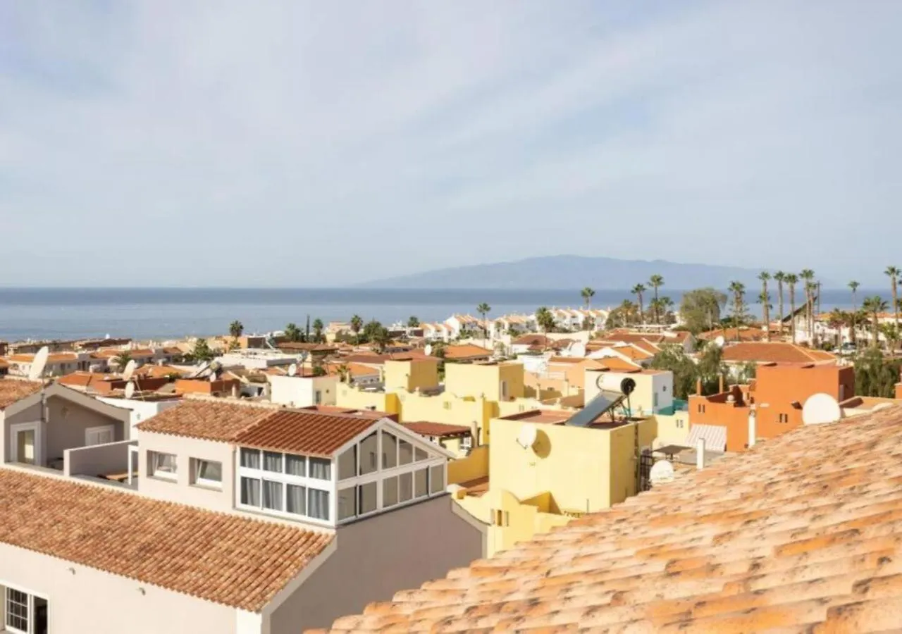 Townhouse With Pool And Sea View In 卡亚俄萨尔瓦赫